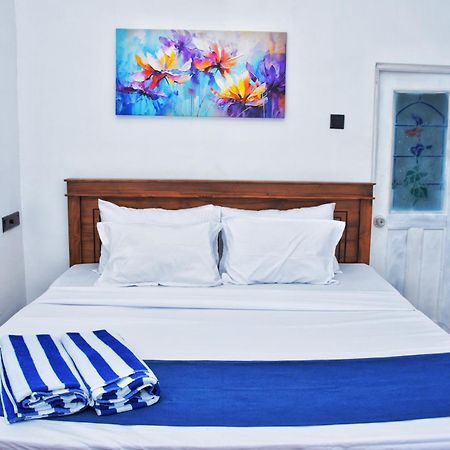 טרינקומאלה French Garden Regish Guest House מראה חיצוני תמונה