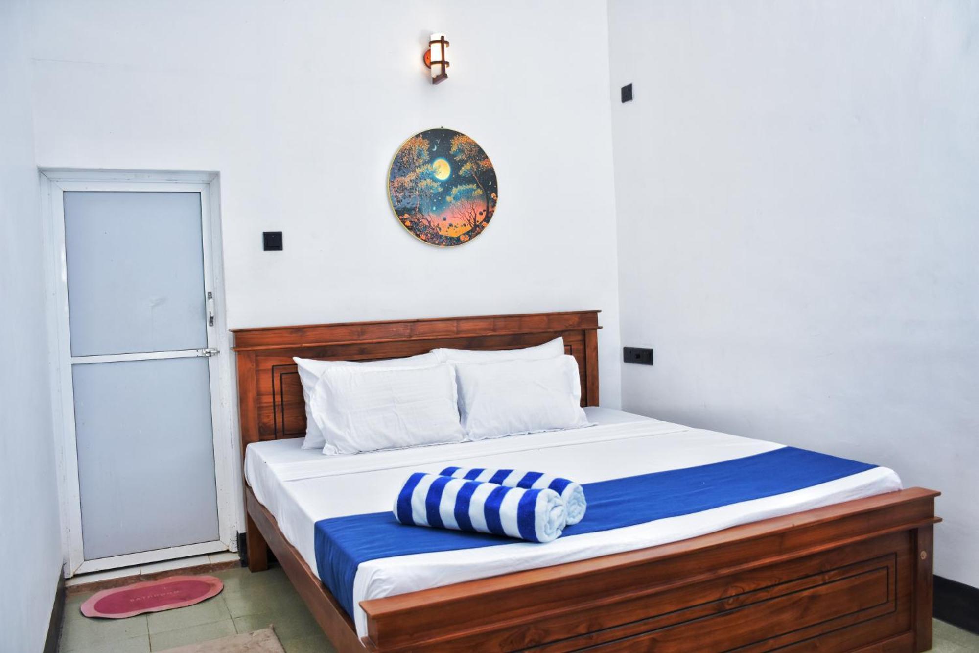 טרינקומאלה French Garden Regish Guest House מראה חיצוני תמונה