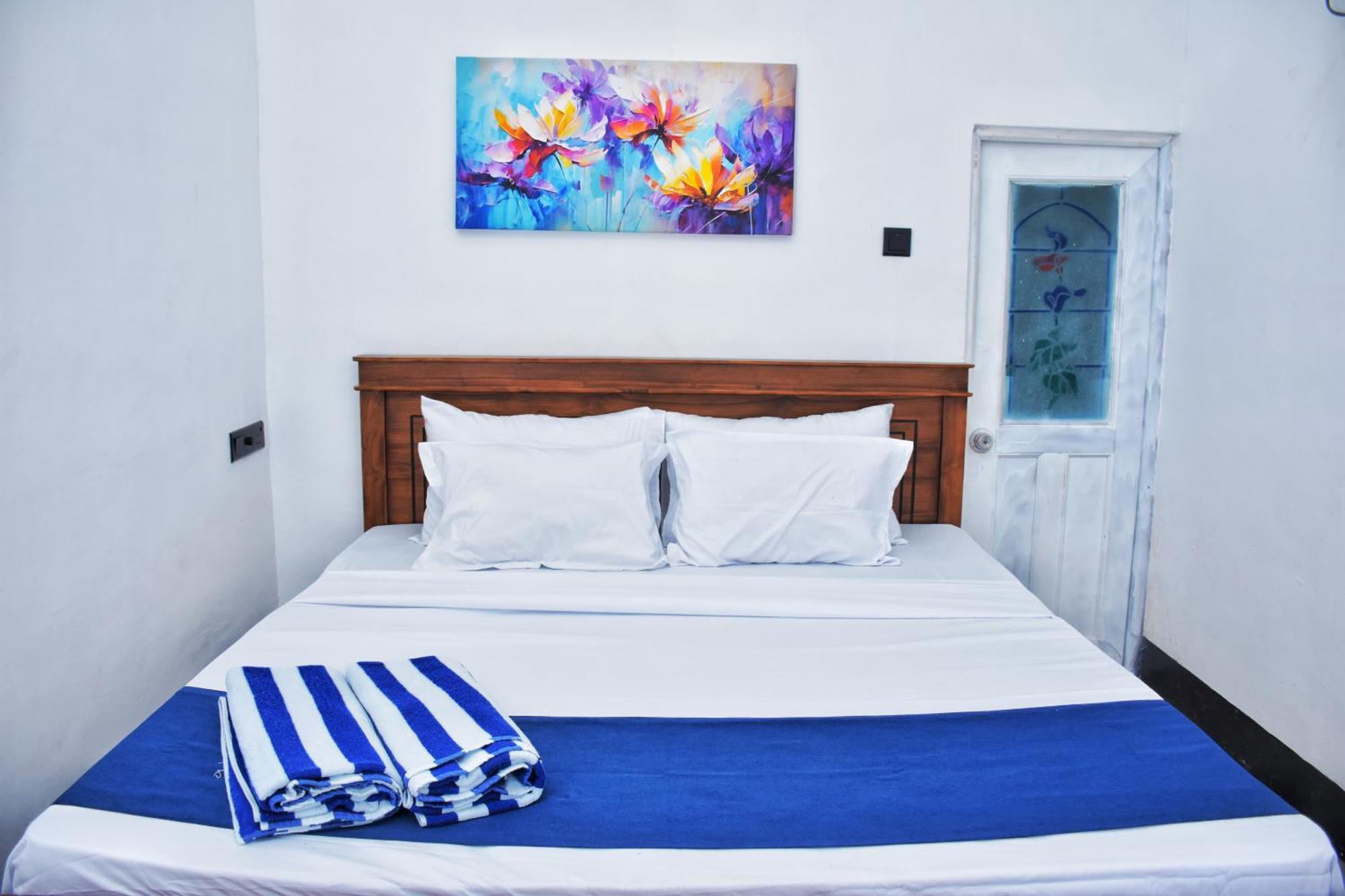 טרינקומאלה French Garden Regish Guest House מראה חיצוני תמונה