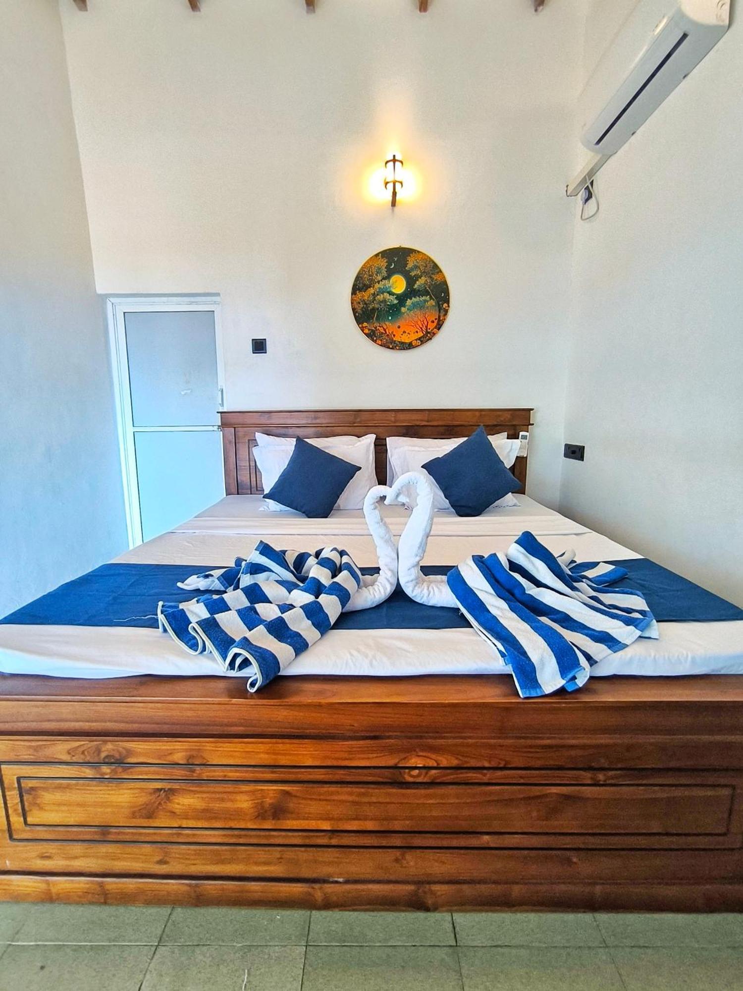 טרינקומאלה French Garden Regish Guest House מראה חיצוני תמונה